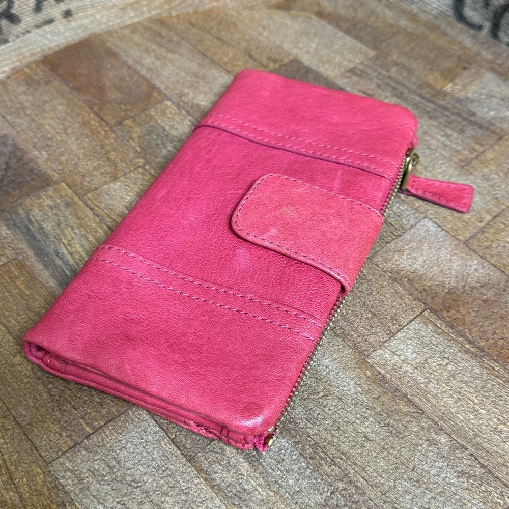 Fossil Lamb Leather Wallet Bi Fold Pink w/ Zipper Pouch CUTE - Picture 2 of 9